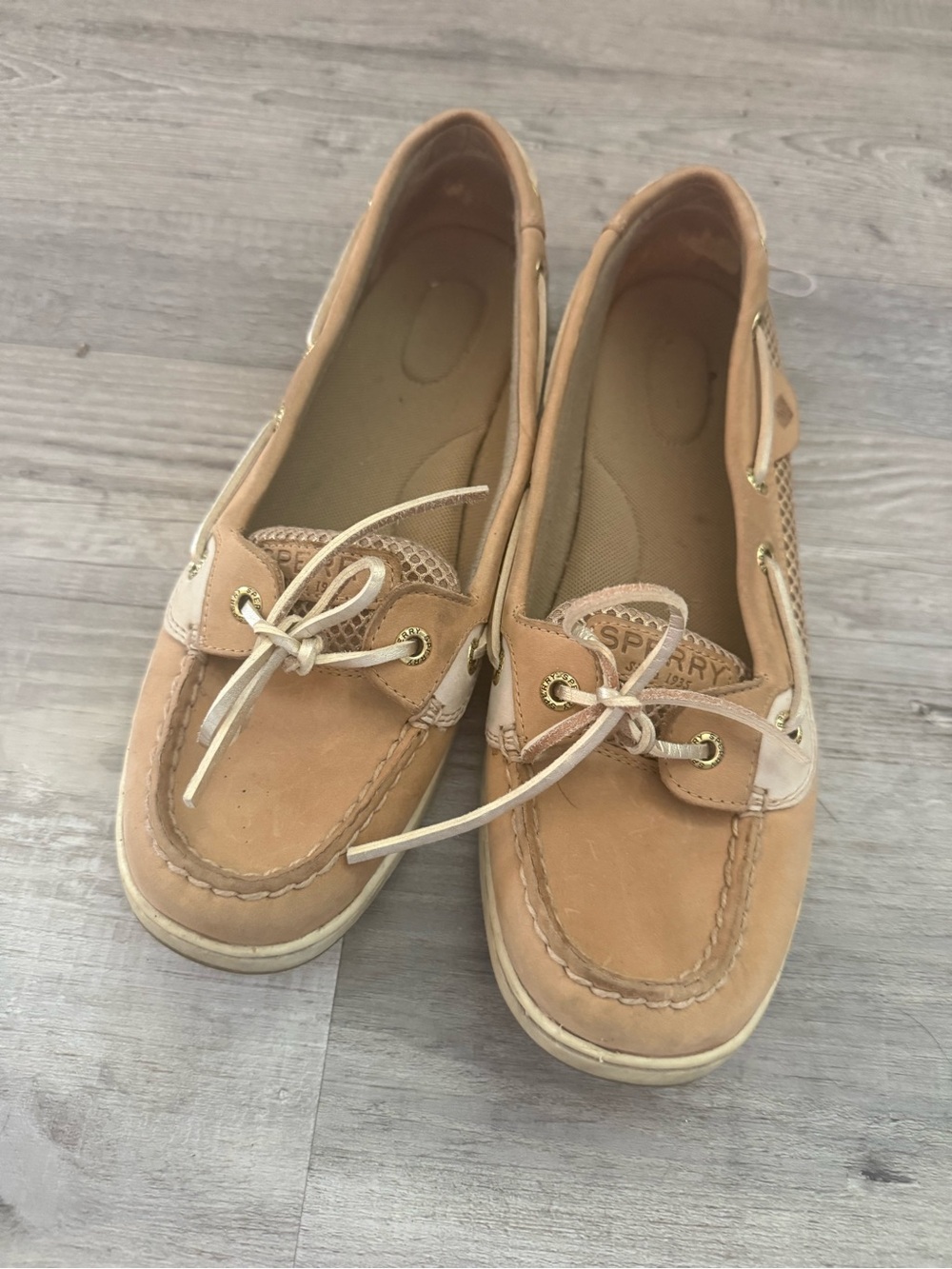 Sperry Women’s Light Brown & Cream Leather Boat Moccasins